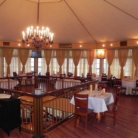 Hestia Hotel Кэлэраши Экстерьер фото